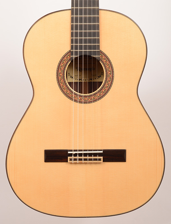 Raimundo classical guitar discount